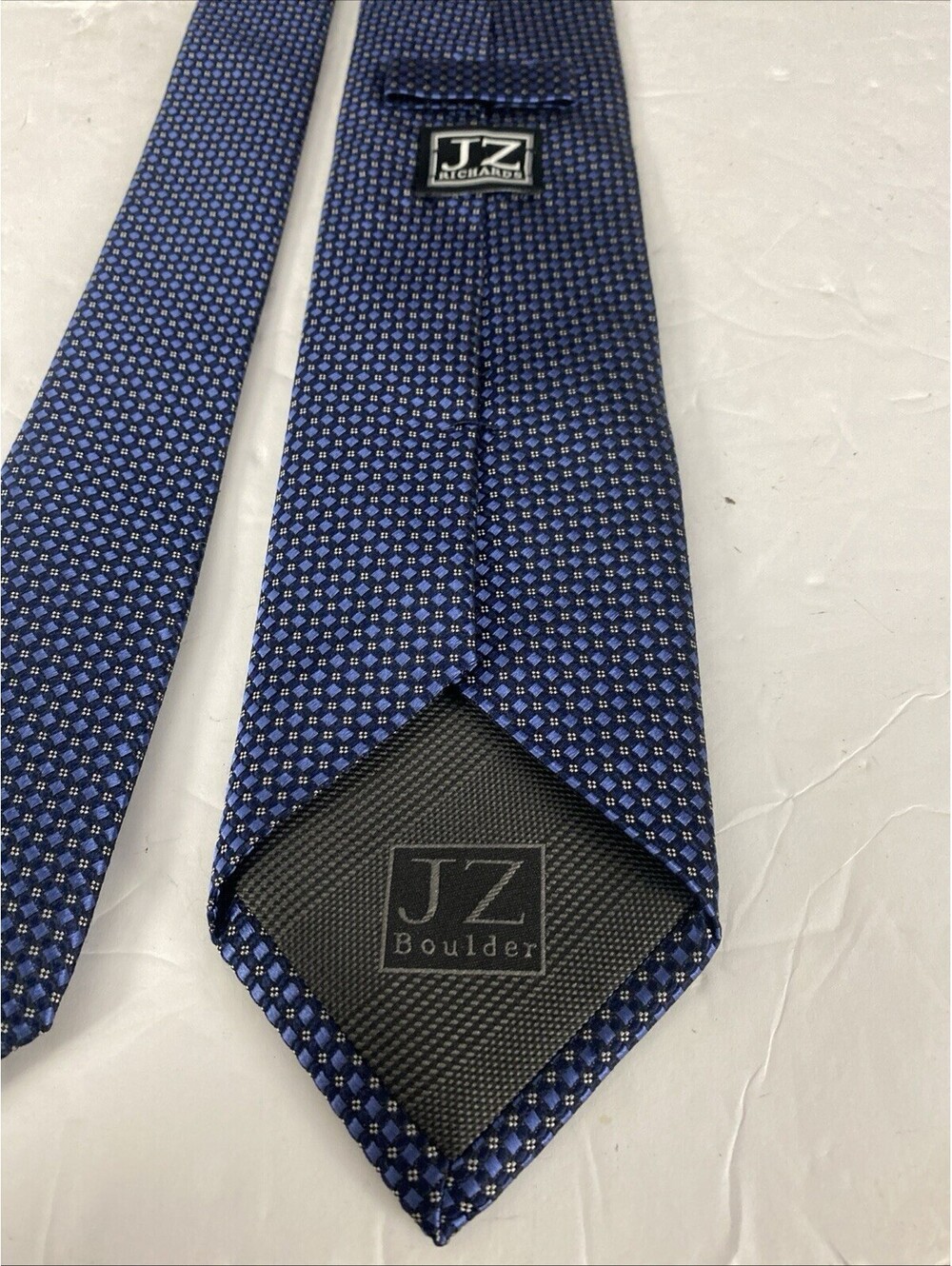 JZ RICHARDS 100%SILK TIE 58X3.25" Blue With Light Blue Squares And Black Inside